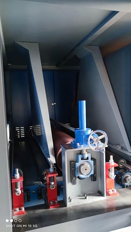 圣凯德3.9吨金属宽带砂光机用于抛光/精加工/除渣